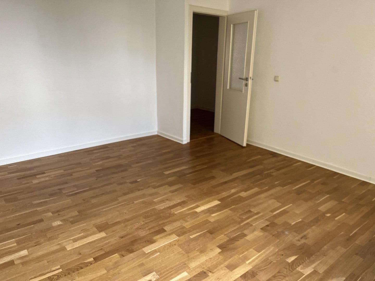 Pronájem bytu 2+1 60 m², Langenstraße 71, Stralsund, Mecklenburg-Vorpommern Pronájem bytu 2+1 60 m², Langenstraße 71, Stralsund, Mecklenburg-Vorpommern