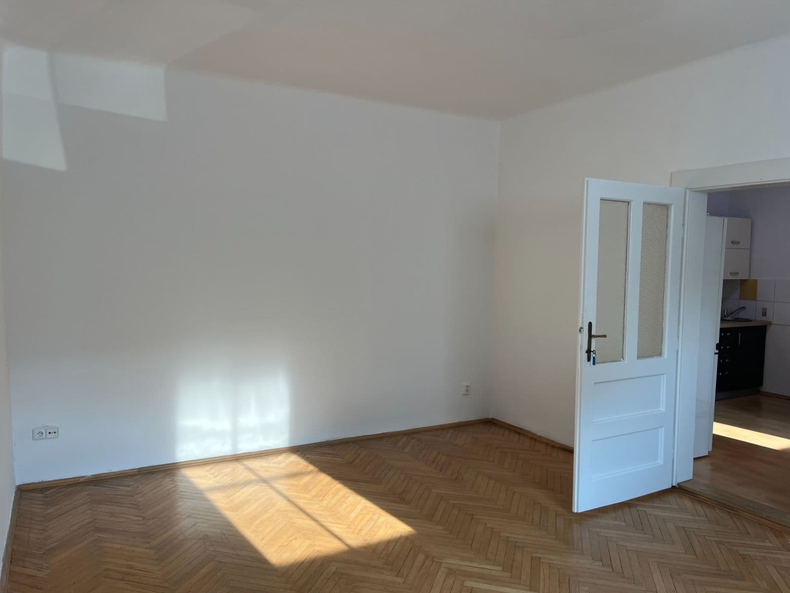 Pronájem bytu 2+kk 50 m², Legionářů, Praha, Praha Pronájem bytu 2+kk 50 m², Legionářů, Praha, Praha