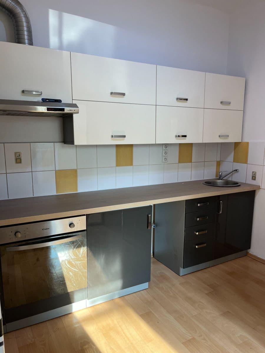 Pronájem bytu 2+kk 50 m², Legionářů, Praha, Praha Pronájem bytu 2+kk 50 m², Legionářů, Praha, Praha