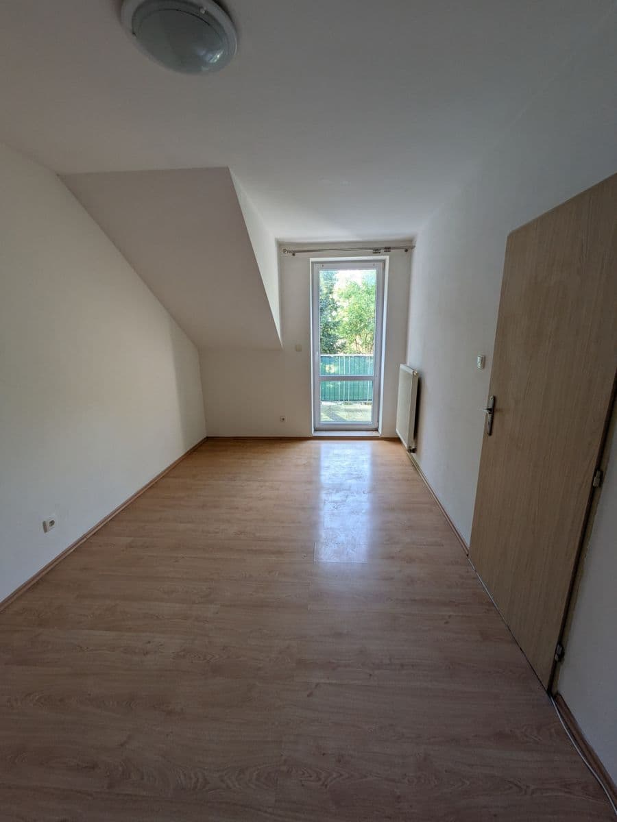 Pronájem bytu 3+kk 60 m², Mincovní, Kutná Hora, Středočeský kraj Pronájem bytu 3+kk 60 m², Mincovní, Kutná Hora, Středočeský kraj