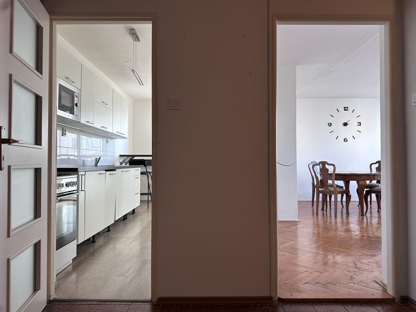 Prodej bytu 2+kk 89 m², Česká, Praha, Praha Prodej bytu 2+kk 89 m², Česká, Praha, Praha