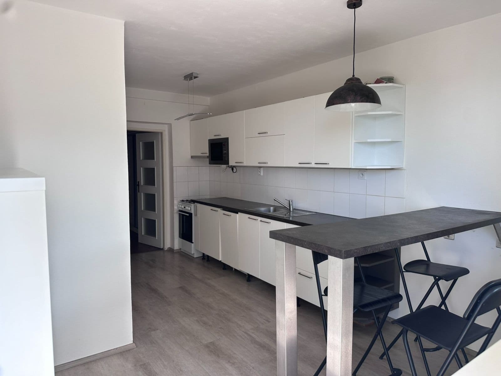 Prodej bytu 2+kk 89 m², Česká, Praha, Praha Prodej bytu 2+kk 89 m², Česká, Praha, Praha