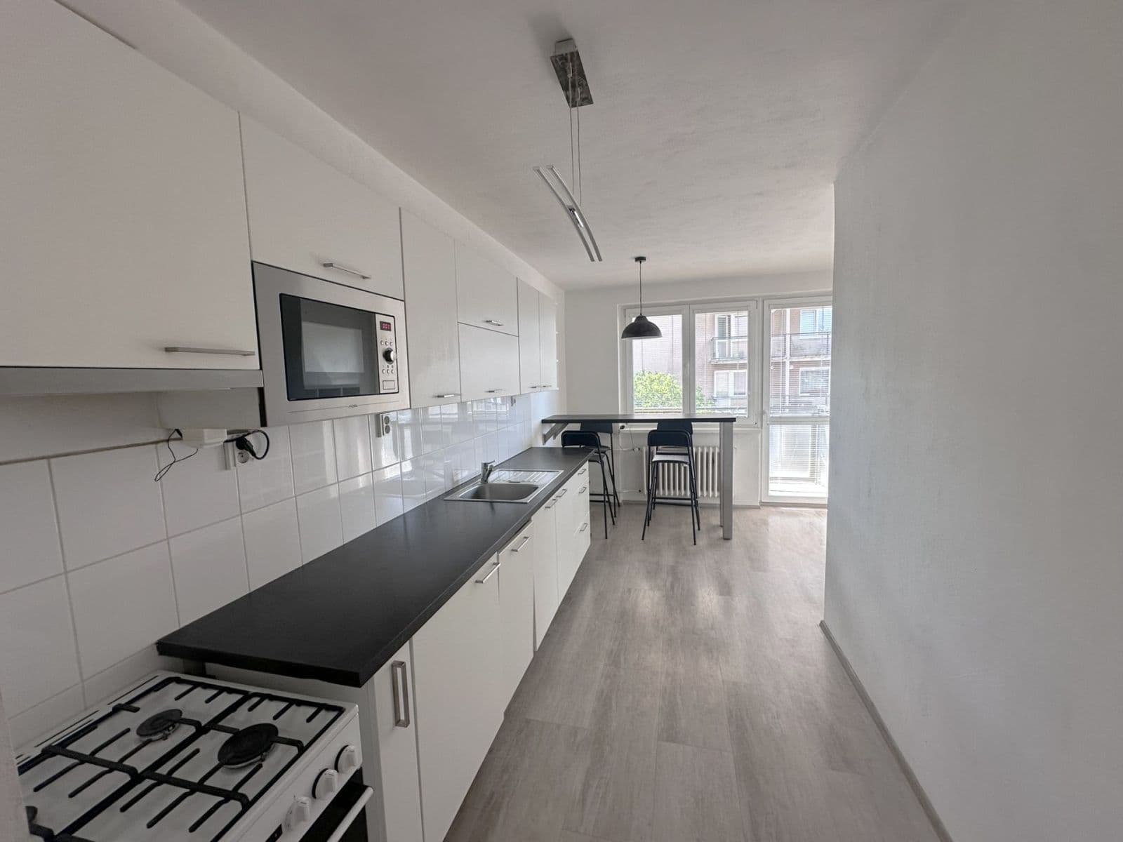 Prodej bytu 2+kk 89 m², Česká, Praha, Praha Prodej bytu 2+kk 89 m², Česká, Praha, Praha