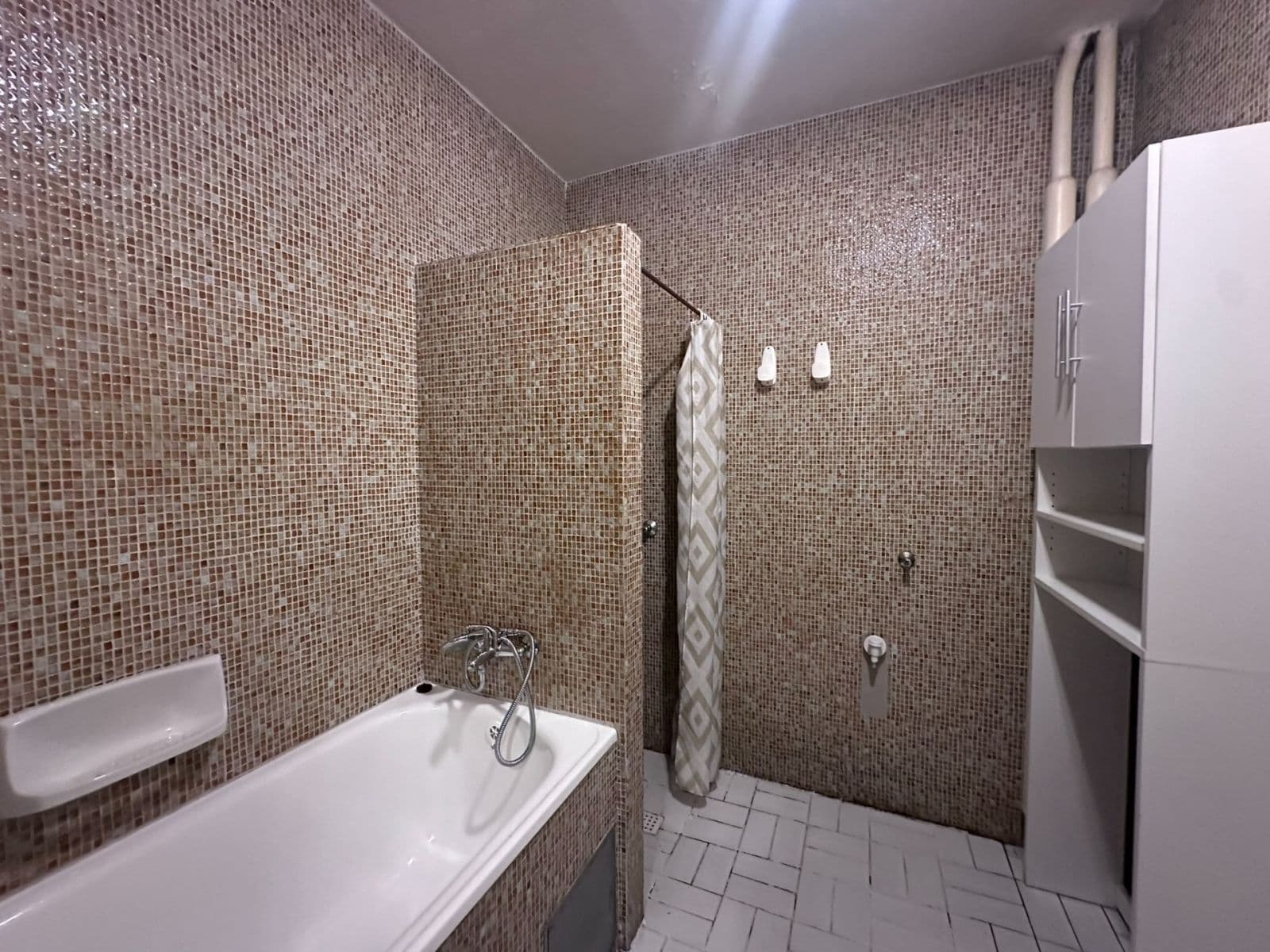 Prodej bytu 2+kk 89 m², Česká, Praha, Praha Prodej bytu 2+kk 89 m², Česká, Praha, Praha