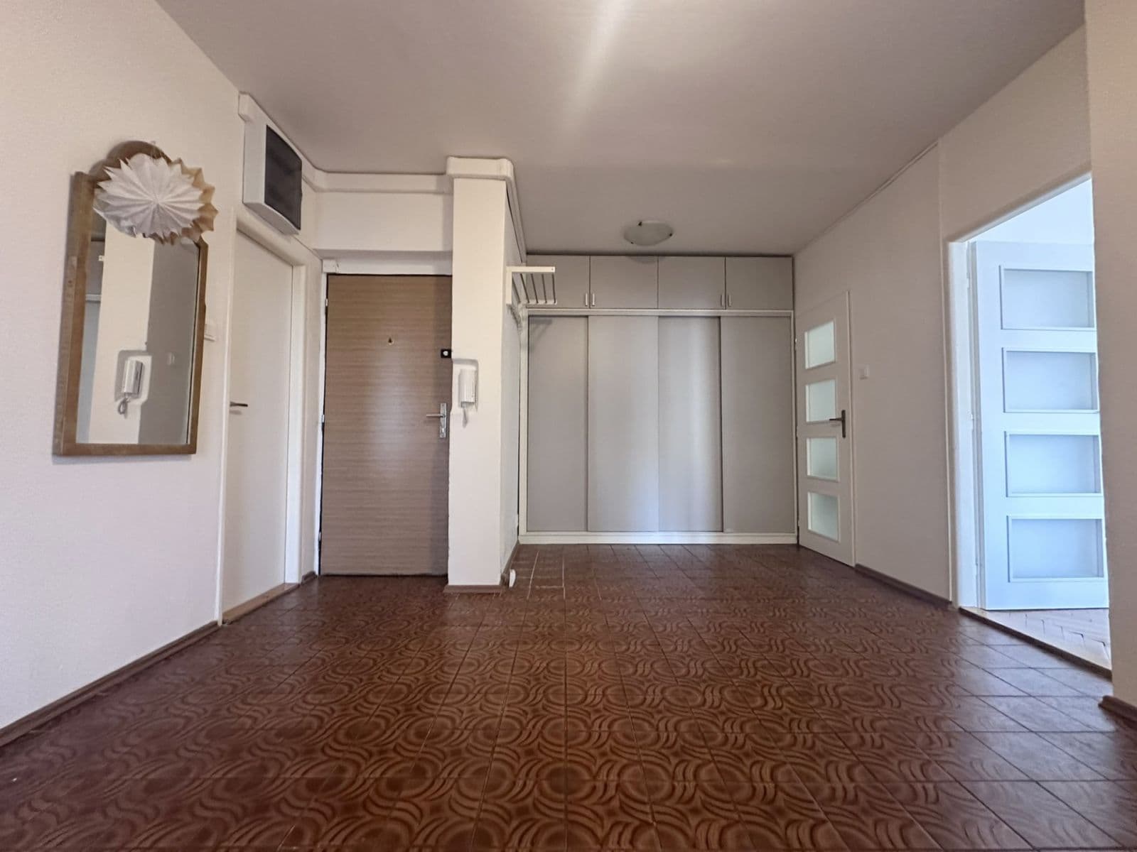 Prodej bytu 2+kk 89 m², Česká, Praha, Praha Prodej bytu 2+kk 89 m², Česká, Praha, Praha