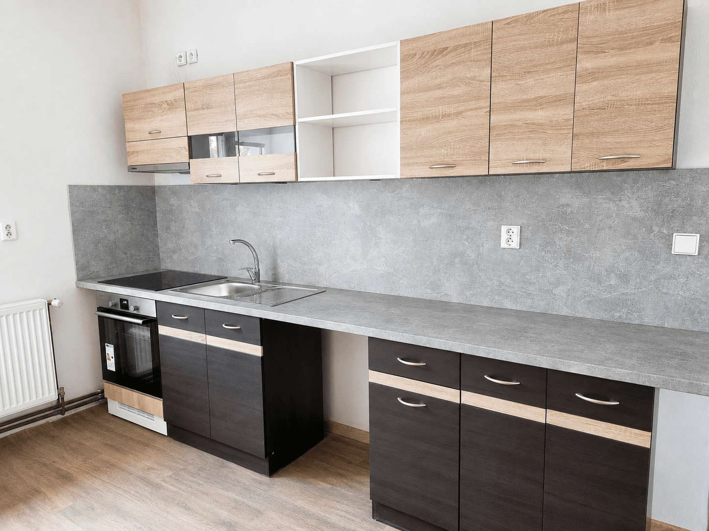 Prodej domu 228 m², pozemek 295 m², Obránců míru, Trnávka, Pardubický kraj Prodej domu 228 m², pozemek 295 m², Obránců míru, Trnávka, Pardubický kraj