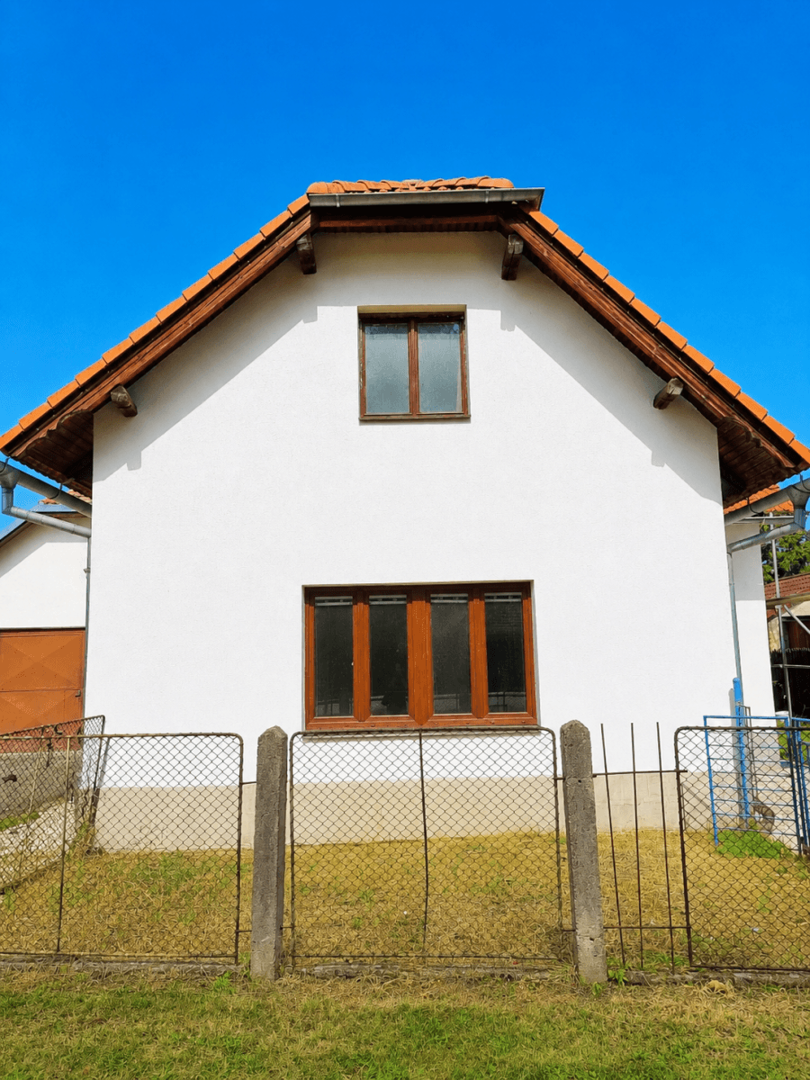 Prodej domu 228 m², pozemek 295 m², Obránců míru, Trnávka, Pardubický kraj Prodej domu 228 m², pozemek 295 m², Obránců míru, Trnávka, Pardubický kraj