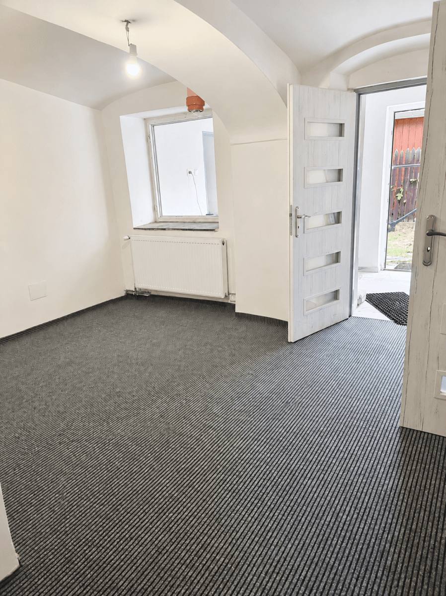Prodej domu 228 m², pozemek 295 m², Obránců míru, Trnávka, Pardubický kraj Prodej domu 228 m², pozemek 295 m², Obránců míru, Trnávka, Pardubický kraj