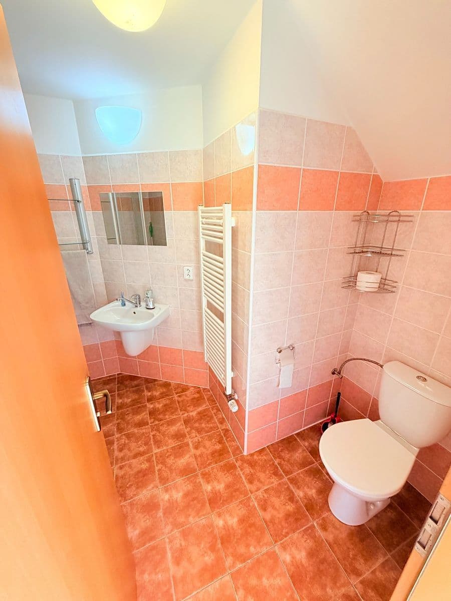 Prodej bytu 4+1 122 m², U Trojice, České Budějovice, Jihočeský kraj Prodej bytu 4+1 122 m², U Trojice, České Budějovice, Jihočeský kraj