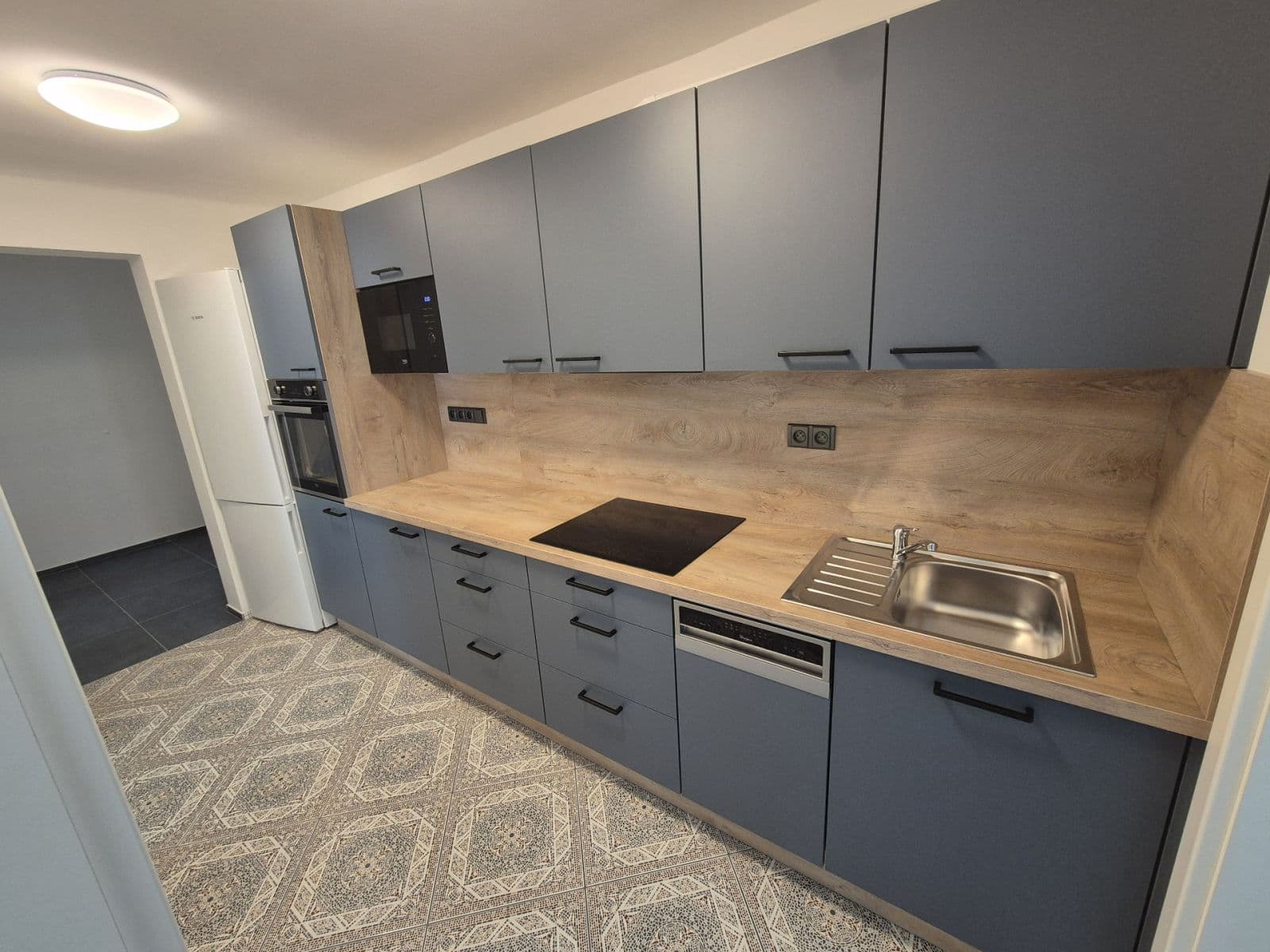 Pronájem bytu 3+1 58 m², Kotěrova, Praha, Praha Pronájem bytu 3+1 58 m², Kotěrova, Praha, Praha