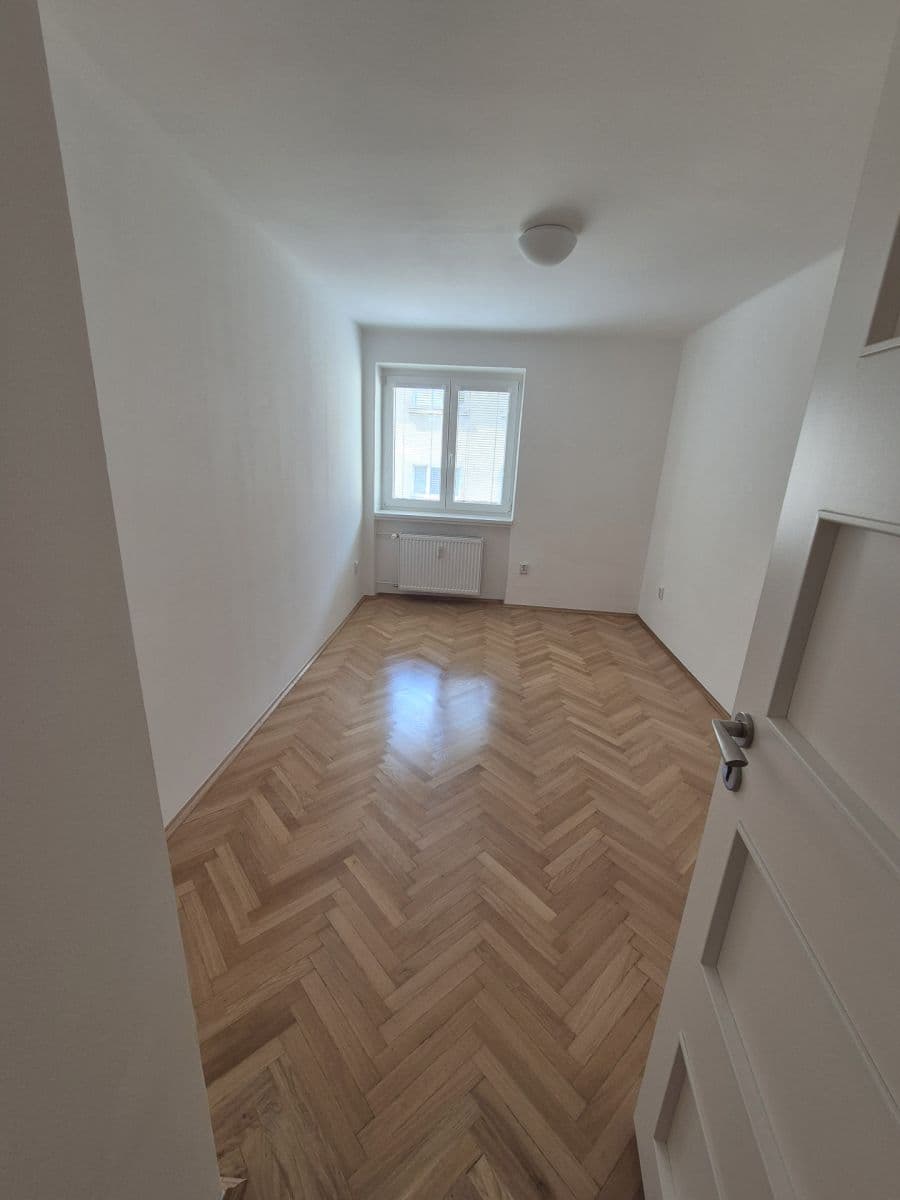 Pronájem bytu 3+1 58 m², Kotěrova, Praha, Praha Pronájem bytu 3+1 58 m², Kotěrova, Praha, Praha
