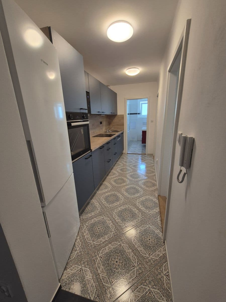 Pronájem bytu 3+1 58 m², Kotěrova, Praha, Praha Pronájem bytu 3+1 58 m², Kotěrova, Praha, Praha