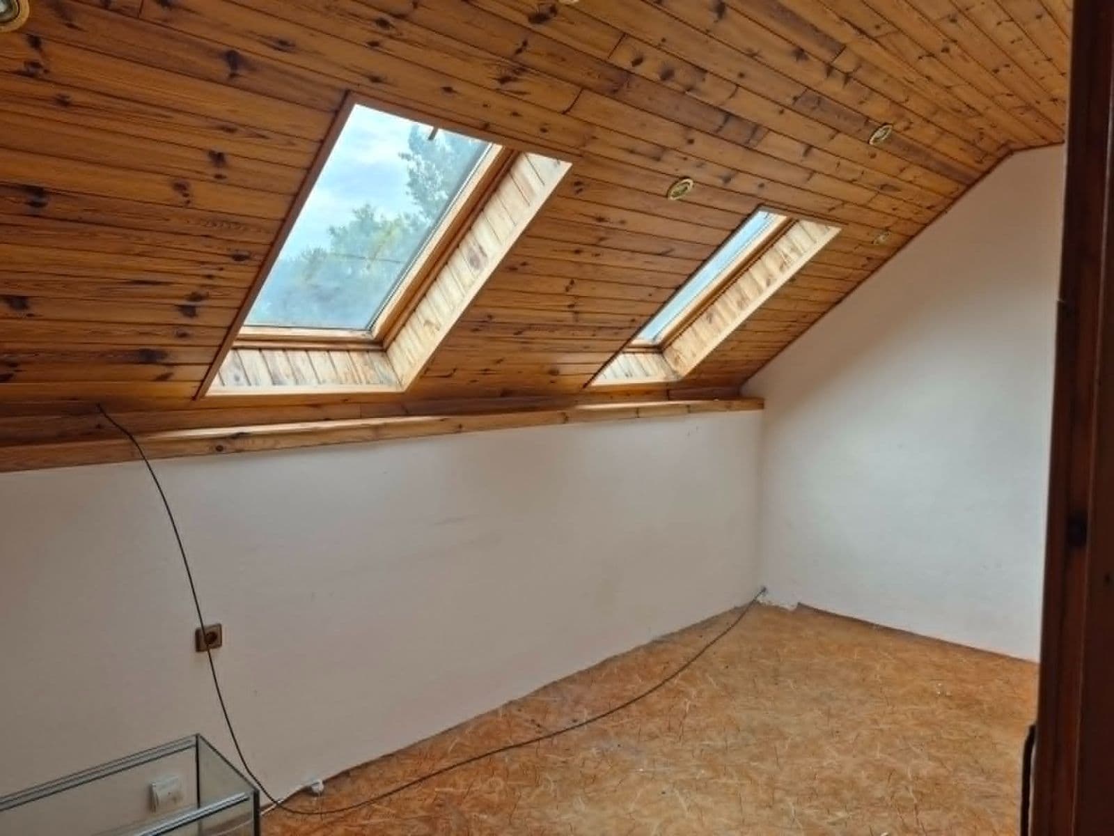 Prodej domu 200 m², pozemek 2.980 m², Nechanice, Královéhradecký kraj Prodej domu 200 m², pozemek 2.980 m², Nechanice, Královéhradecký kraj