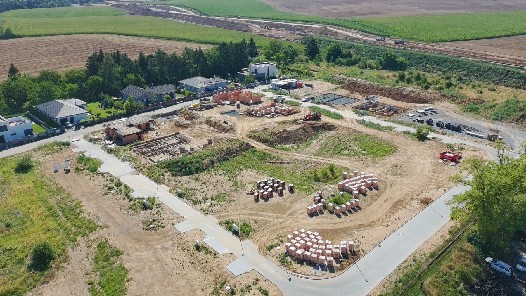 Prodej domu 250 m², pozemek 774 m², Úvaly, Středočeský kraj Prodej domu 250 m², pozemek 774 m², Úvaly, Středočeský kraj