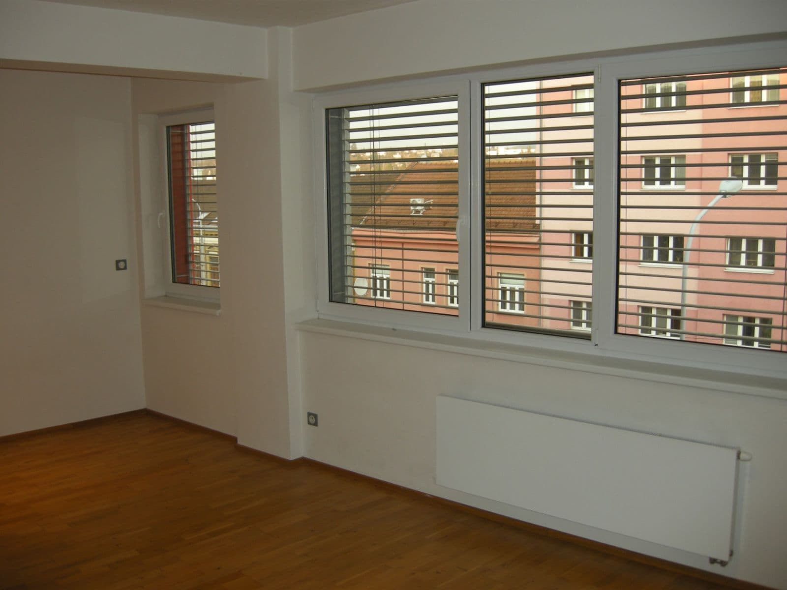 Pronájem bytu 1+kk 37 m², Palackého třída, Brno, Jihomoravský kraj Pronájem bytu 1+kk 37 m², Palackého třída, Brno, Jihomoravský kraj
