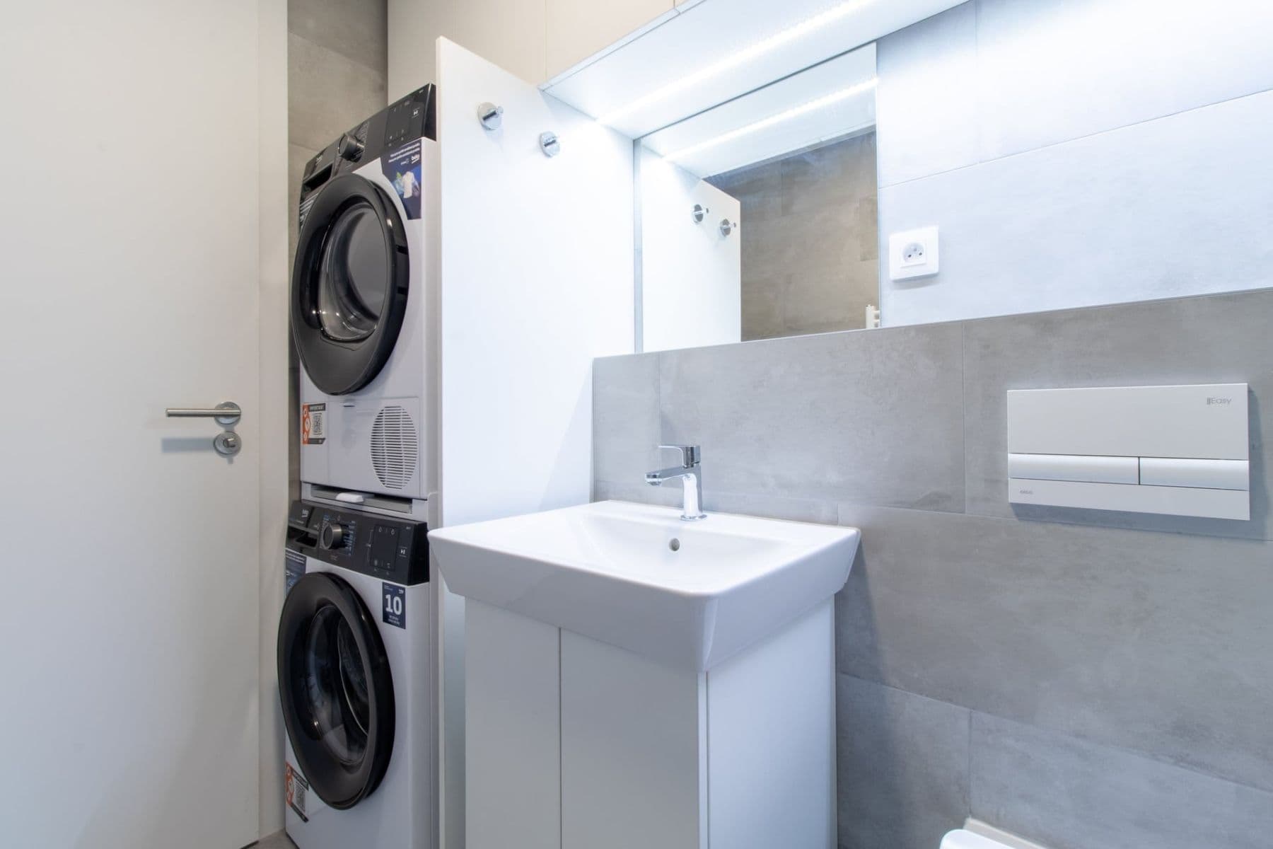 Pronájem bytu 2+kk 37 m², Arnošta Valenty, Praha, Praha Pronájem bytu 2+kk 37 m², Arnošta Valenty, Praha, Praha