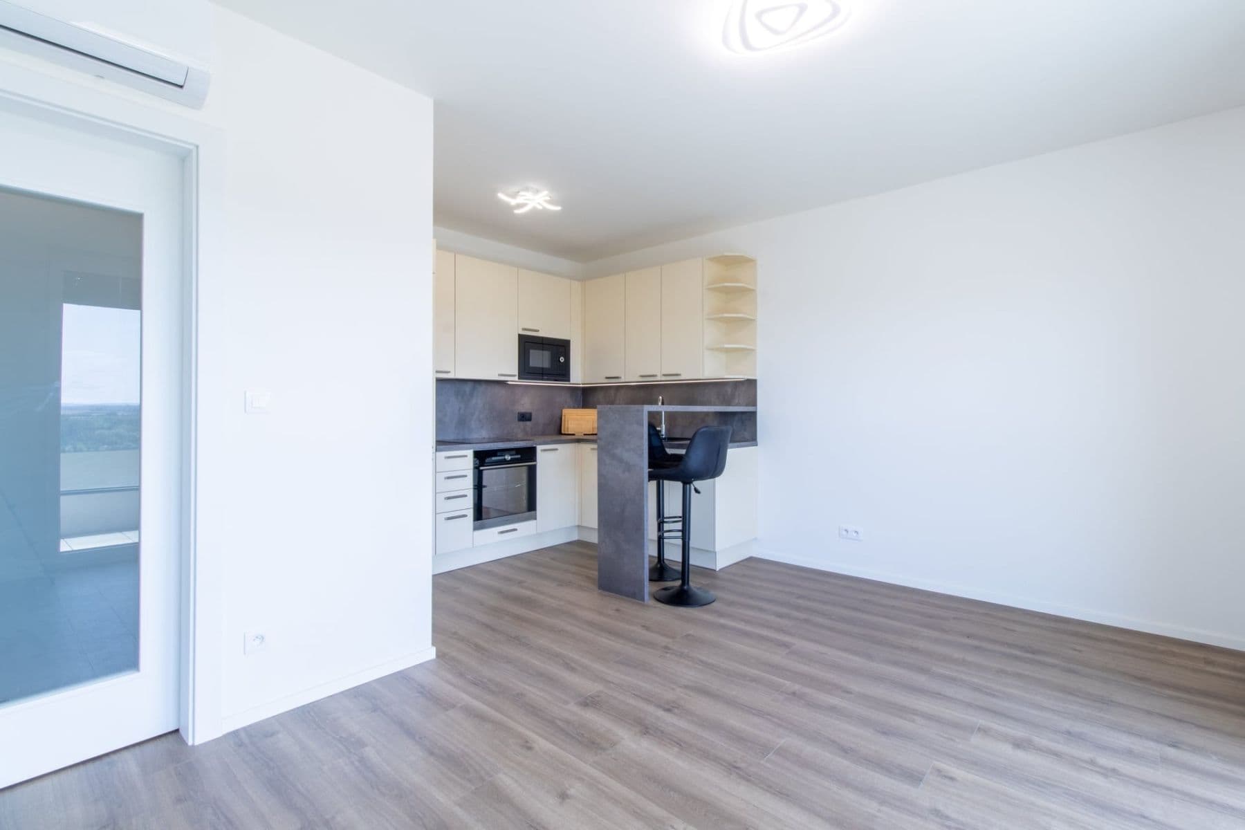 Pronájem bytu 2+kk 37 m², Arnošta Valenty, Praha, Praha Pronájem bytu 2+kk 37 m², Arnošta Valenty, Praha, Praha