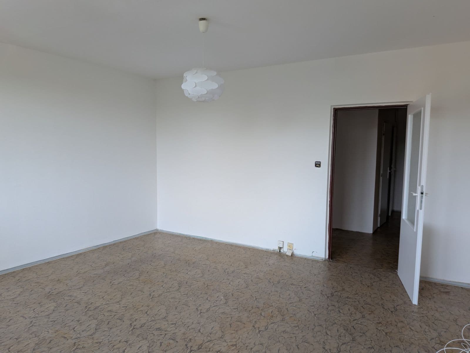 Pronájem bytu 3+1 77 m², Krašovská, Plzeň, Plzeňský kraj Pronájem bytu 3+1 77 m², Krašovská, Plzeň, Plzeňský kraj