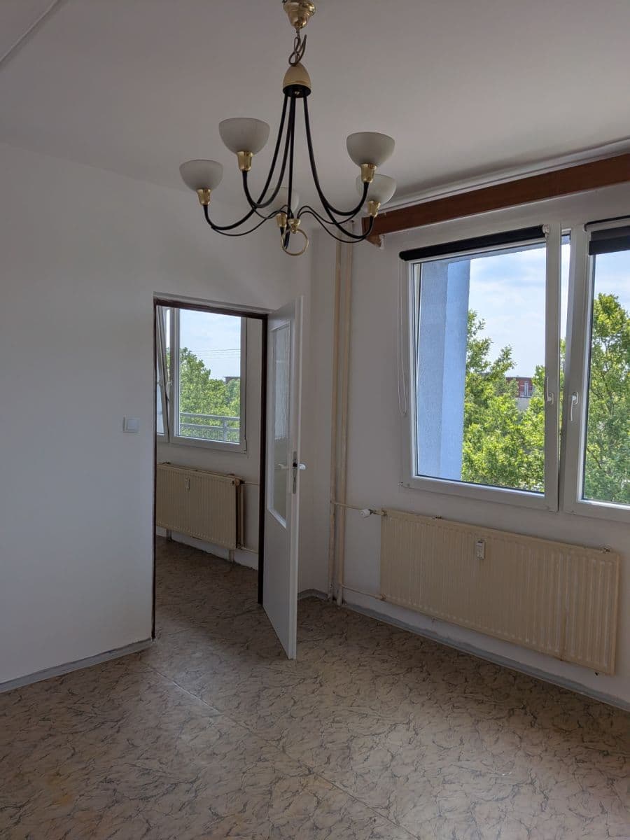 Pronájem bytu 3+1 77 m², Krašovská, Plzeň, Plzeňský kraj Pronájem bytu 3+1 77 m², Krašovská, Plzeň, Plzeňský kraj