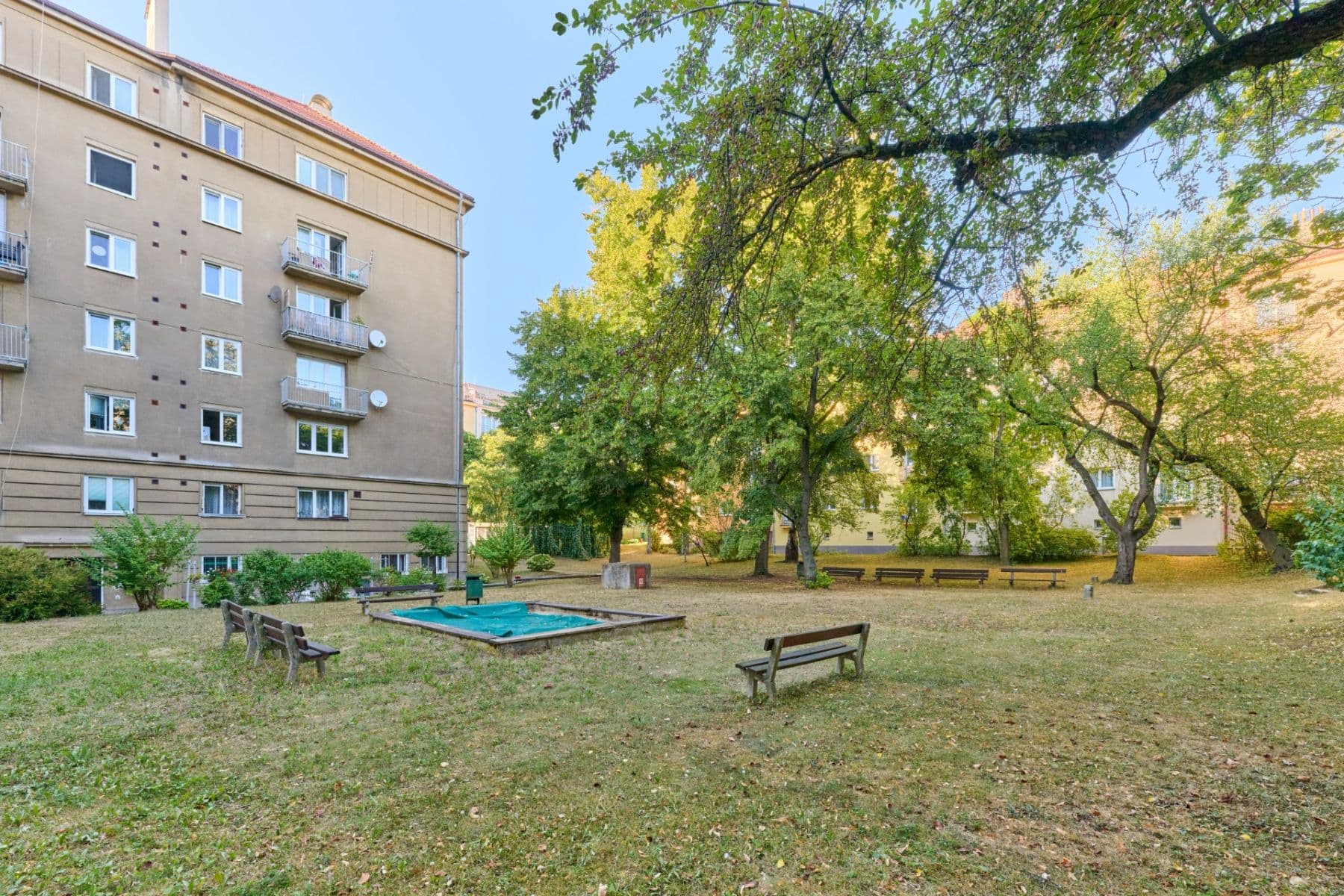 Pronájem bytu 1+kk 30 m², Viklefova, Praha, Praha Pronájem bytu 1+kk 30 m², Viklefova, Praha, Praha