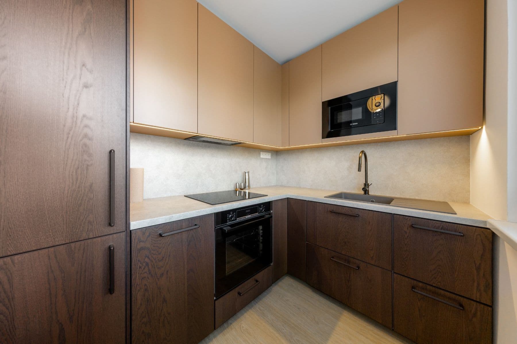 Prodej bytu 2+1 53 m², Ožvoldíkova, Dúbravka, Bratislavský kraj Prodej bytu 2+1 53 m², Ožvoldíkova, Dúbravka, Bratislavský kraj