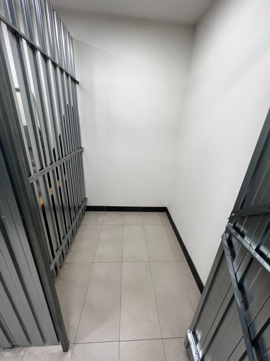 Pronájem bytu 2+kk 45 m², Hodkovická, Praha, Praha Pronájem bytu 2+kk 45 m², Hodkovická, Praha, Praha