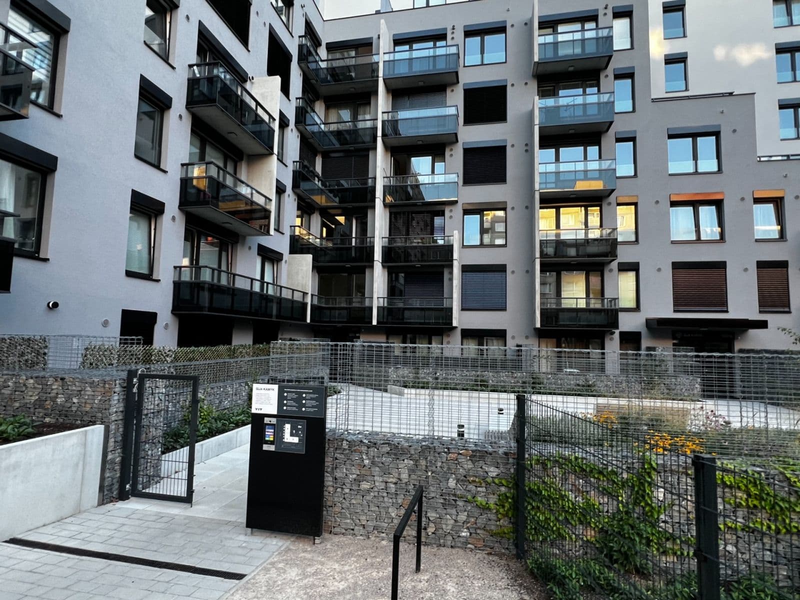 Pronájem bytu 2+kk 45 m², Hodkovická, Praha, Praha Pronájem bytu 2+kk 45 m², Hodkovická, Praha, Praha