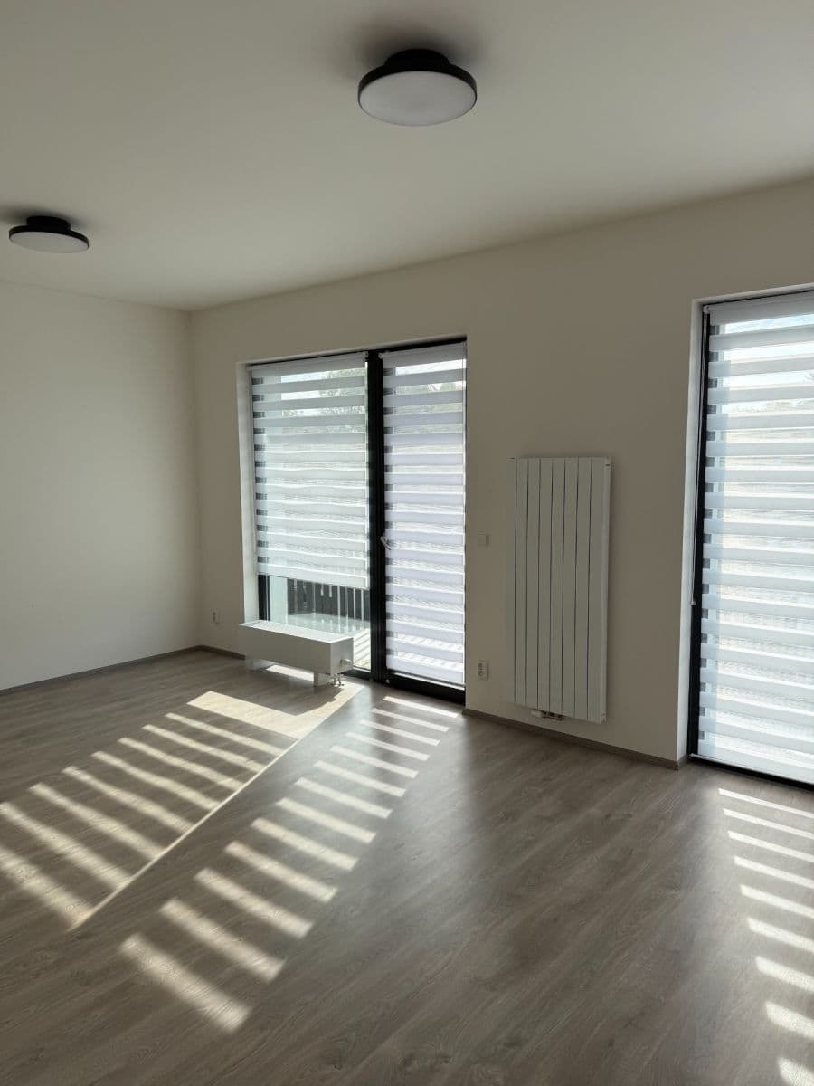 Pronájem bytu 2+kk 56 m², Slaný, Středočeský kraj Pronájem bytu 2+kk 56 m², Slaný, Středočeský kraj