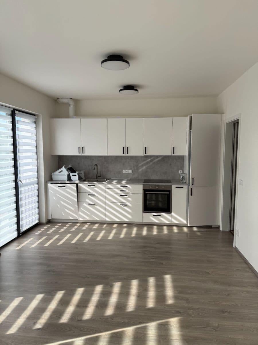 Pronájem bytu 2+kk 56 m², Slaný, Středočeský kraj Pronájem bytu 2+kk 56 m², Slaný, Středočeský kraj