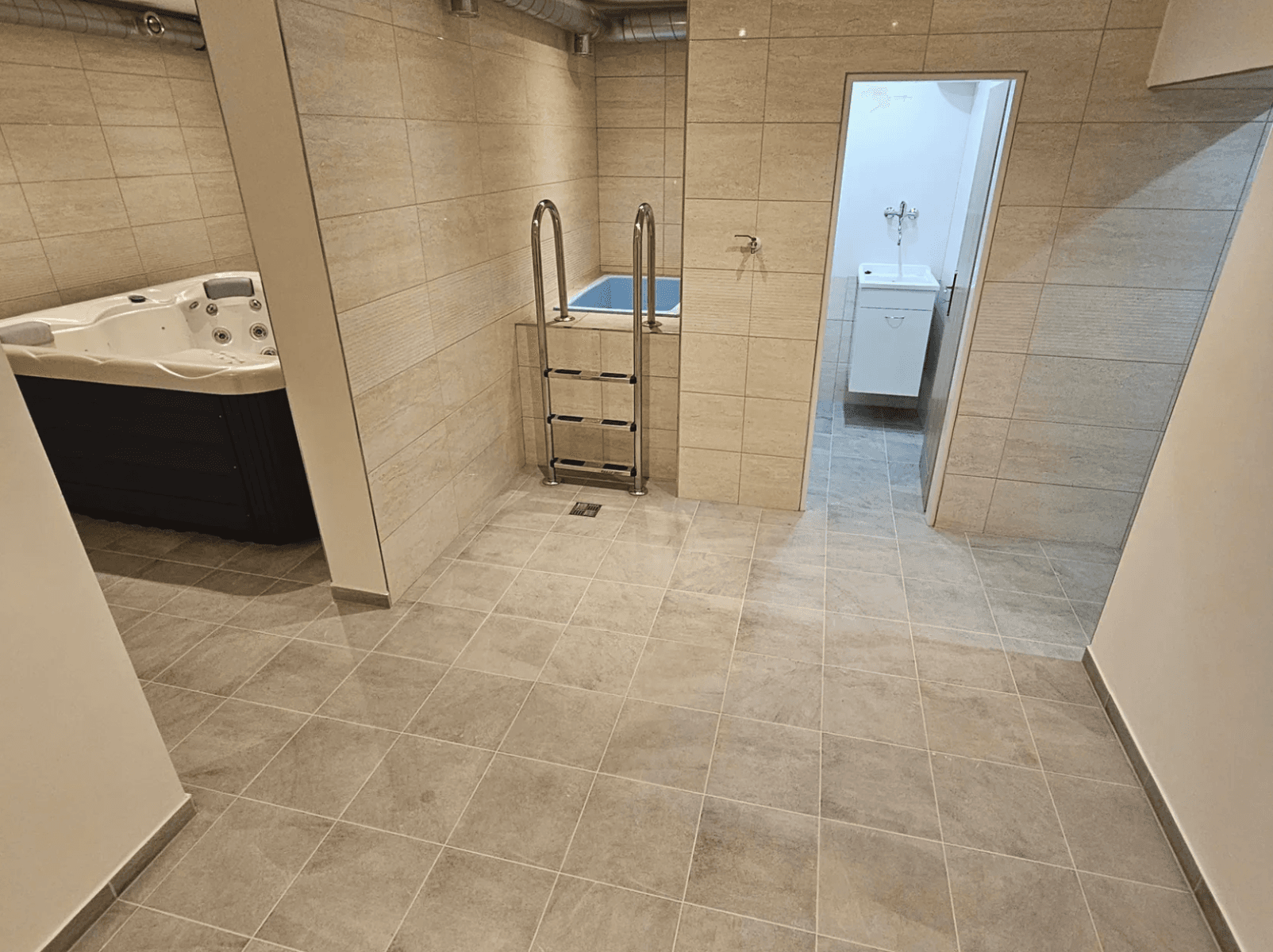 Prodej bytu 1+kk 39 m², Pod Borným, Doksy, Liberecký kraj Prodej bytu 1+kk 39 m², Pod Borným, Doksy, Liberecký kraj