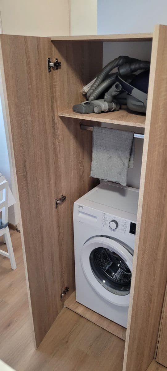 Pronájem bytu Garsoniéra 23 m², Herlianska, Ružinov, Bratislavský kraj Pronájem bytu Garsoniéra 23 m², Herlianska, Ružinov, Bratislavský kraj