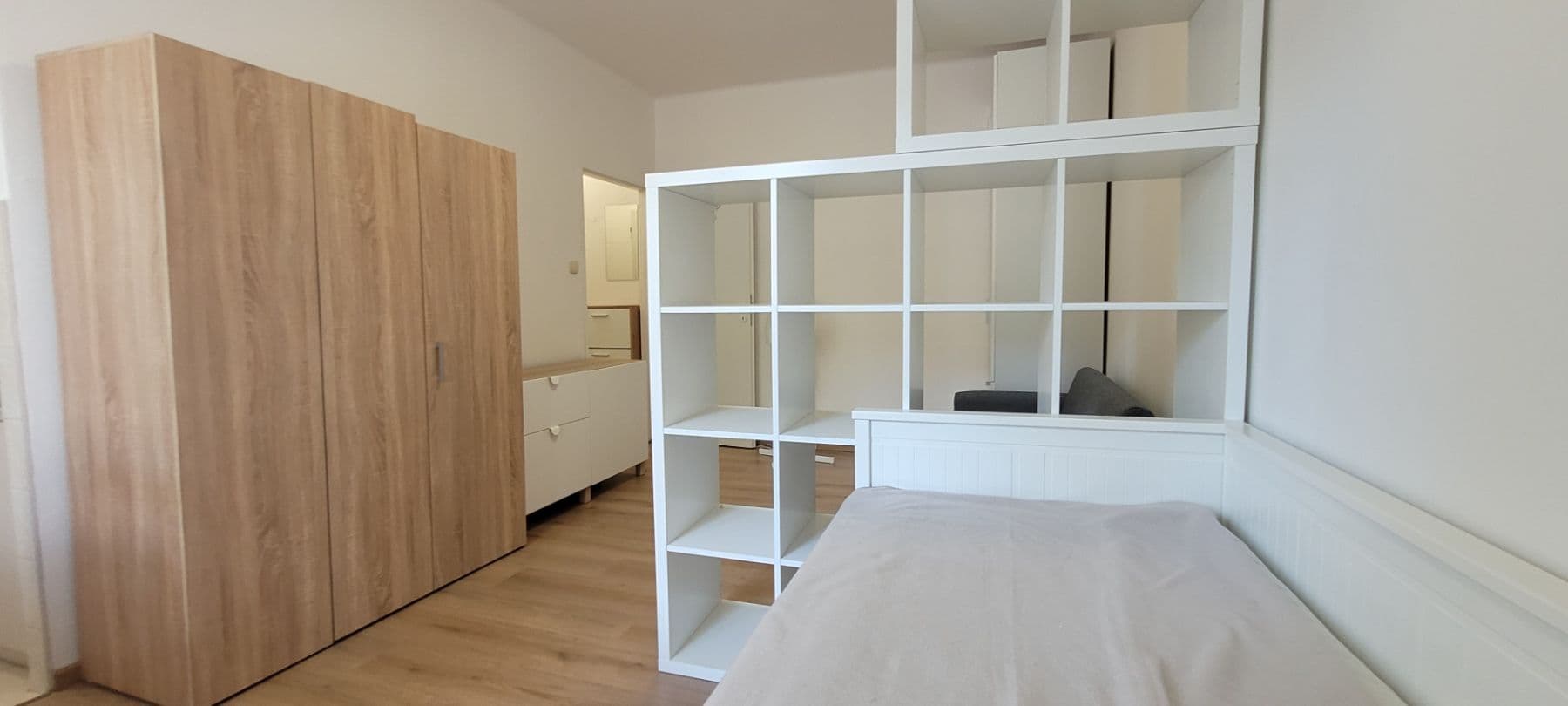 Pronájem bytu Garsoniéra 23 m², Herlianska, Ružinov, Bratislavský kraj Pronájem bytu Garsoniéra 23 m², Herlianska, Ružinov, Bratislavský kraj
