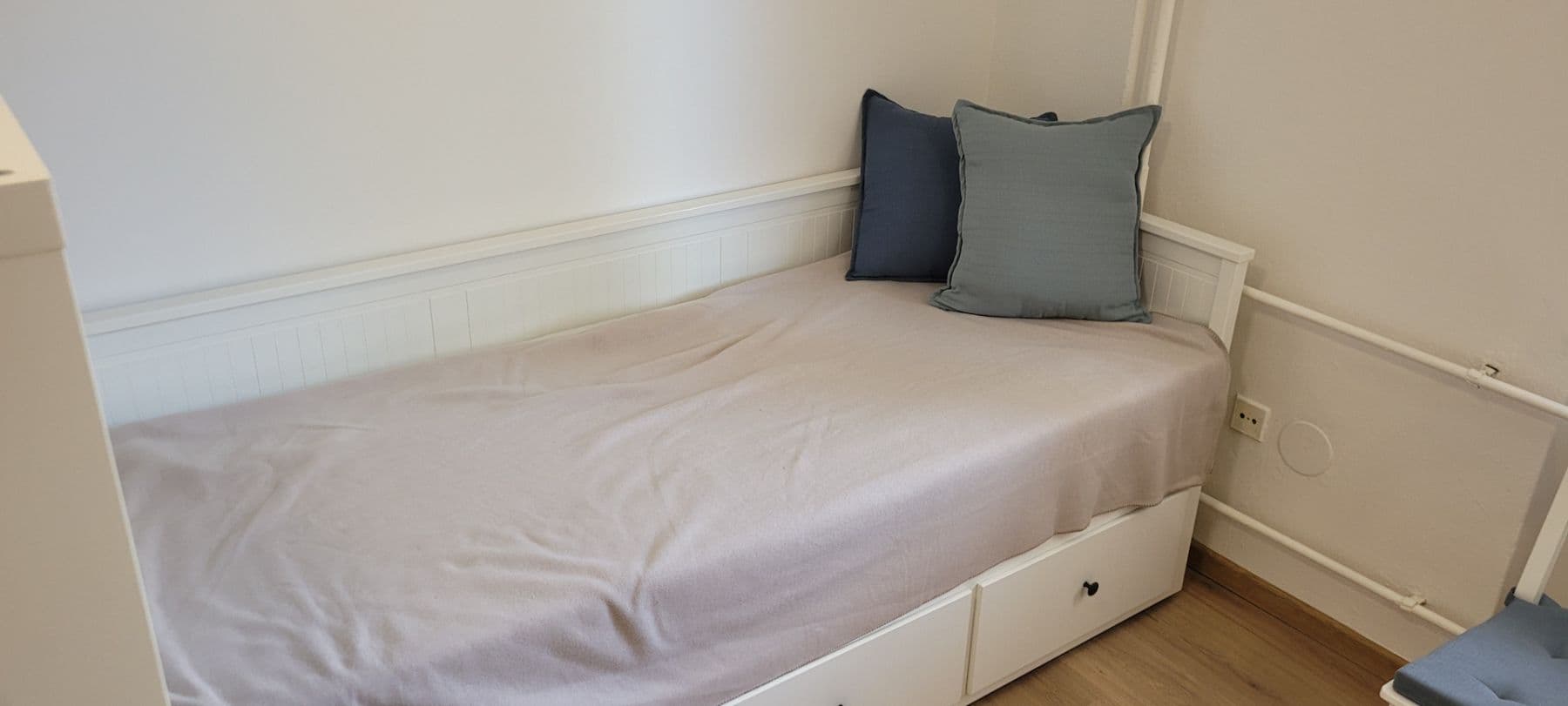 Pronájem bytu Garsoniéra 23 m², Herlianska, Ružinov, Bratislavský kraj Pronájem bytu Garsoniéra 23 m², Herlianska, Ružinov, Bratislavský kraj