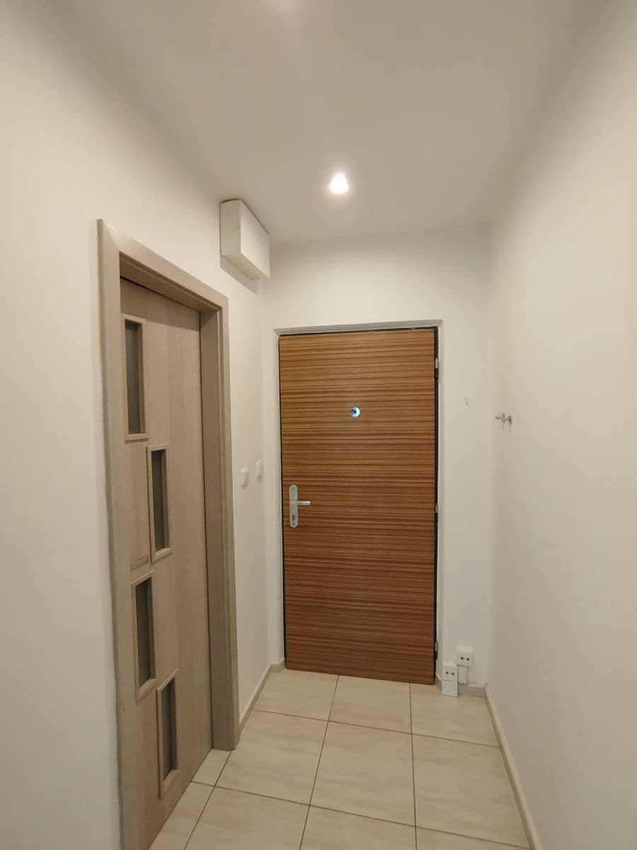 Pronájem bytu 1+1 36 m², Nová, Ústí nad Labem, Ústecký kraj Pronájem bytu 1+1 36 m², Nová, Ústí nad Labem, Ústecký kraj