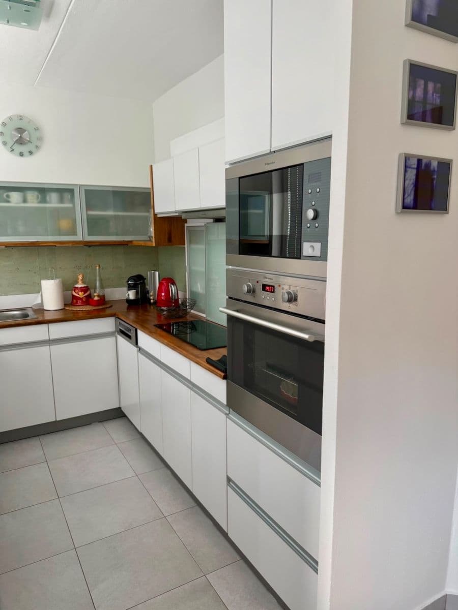Prodej bytu 3+1 76 m², Podvinný mlýn, Praha, Praha Prodej bytu 3+1 76 m², Podvinný mlýn, Praha, Praha