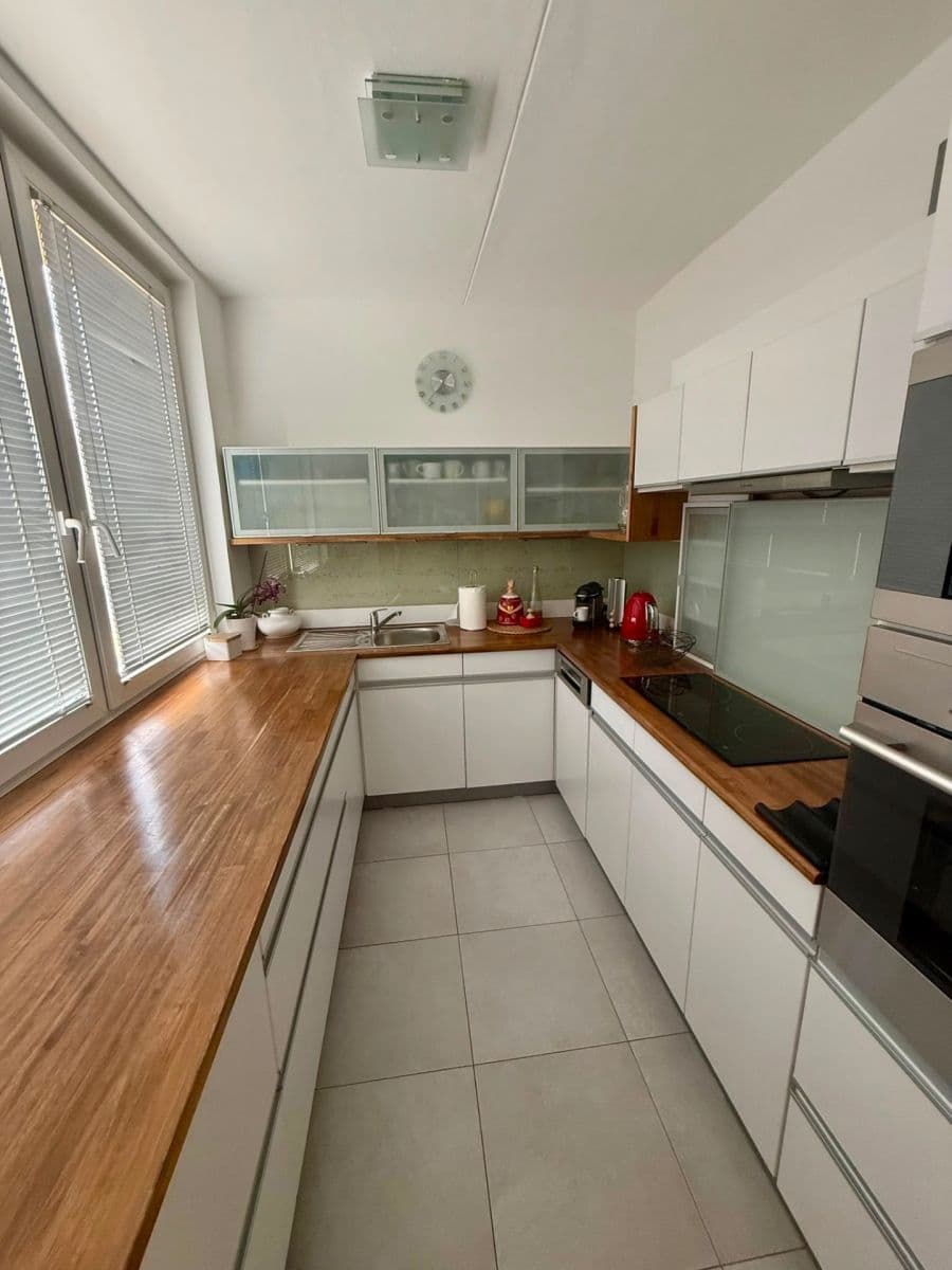 Prodej bytu 3+1 76 m², Podvinný mlýn, Praha, Praha Prodej bytu 3+1 76 m², Podvinný mlýn, Praha, Praha