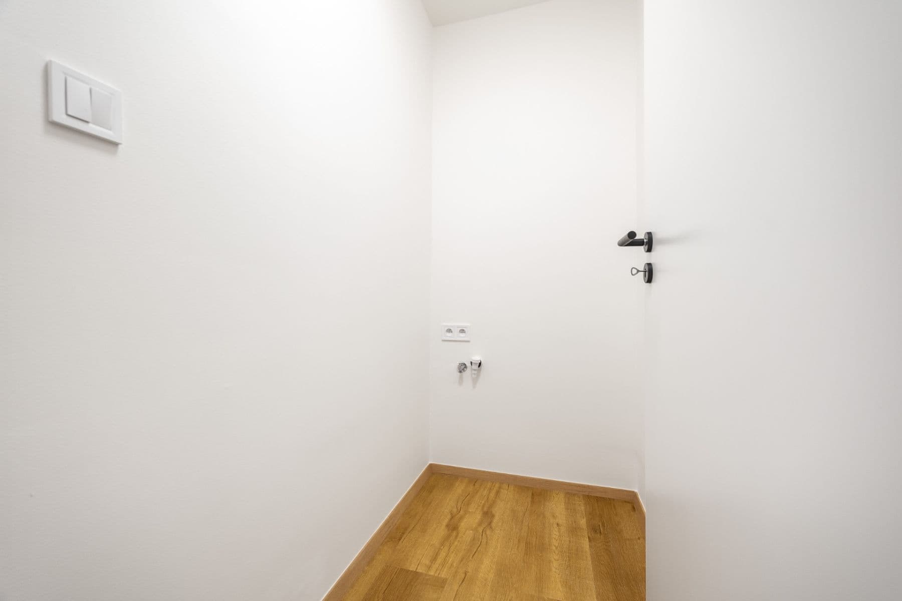 Prodej bytu 3+kk 71 m², Murgašova, Praha, Praha Prodej bytu 3+kk 71 m², Murgašova, Praha, Praha