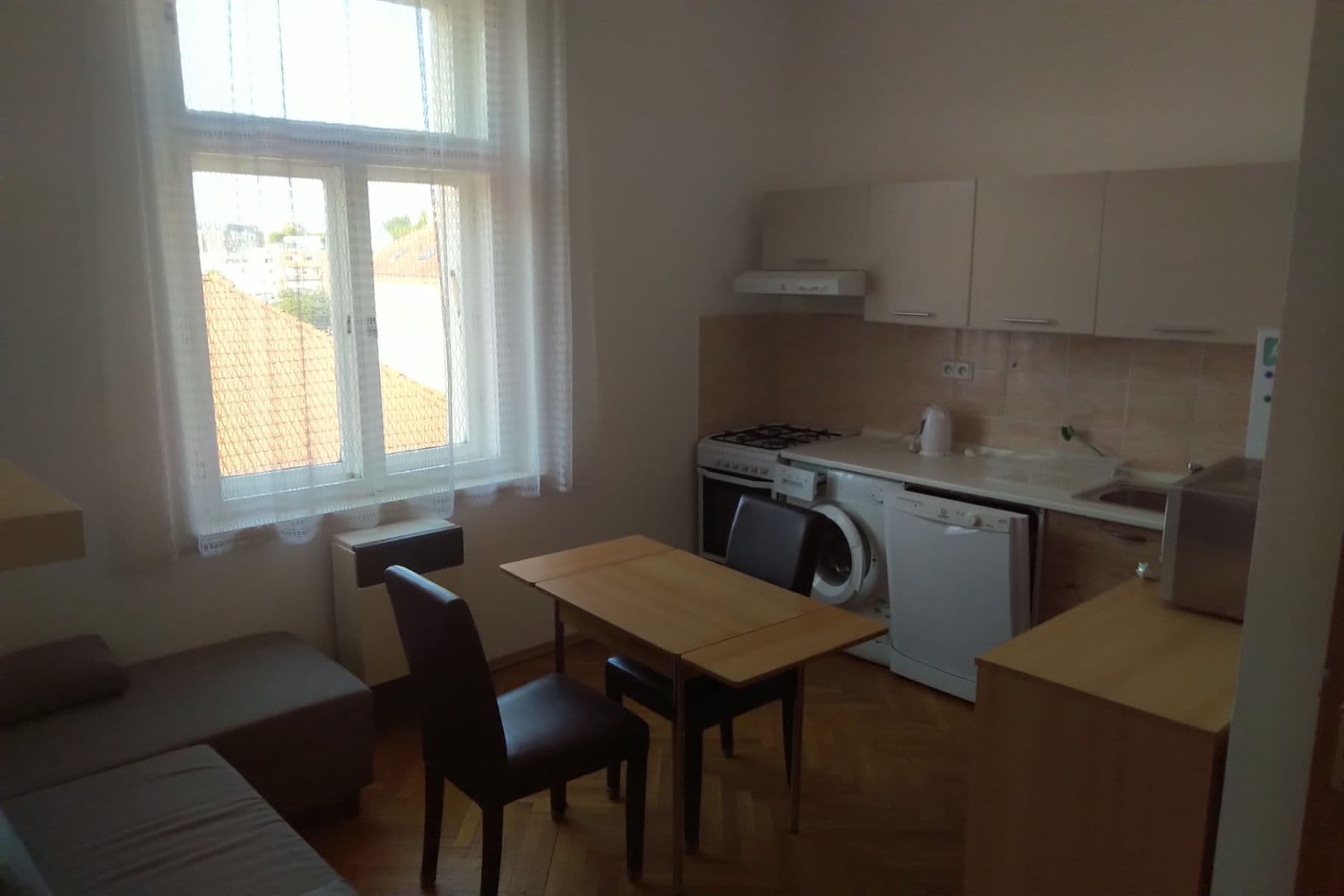 Pronájem bytu 2+kk 40 m², Chelčického, Praha, Praha Pronájem bytu 2+kk 40 m², Chelčického, Praha, Praha
