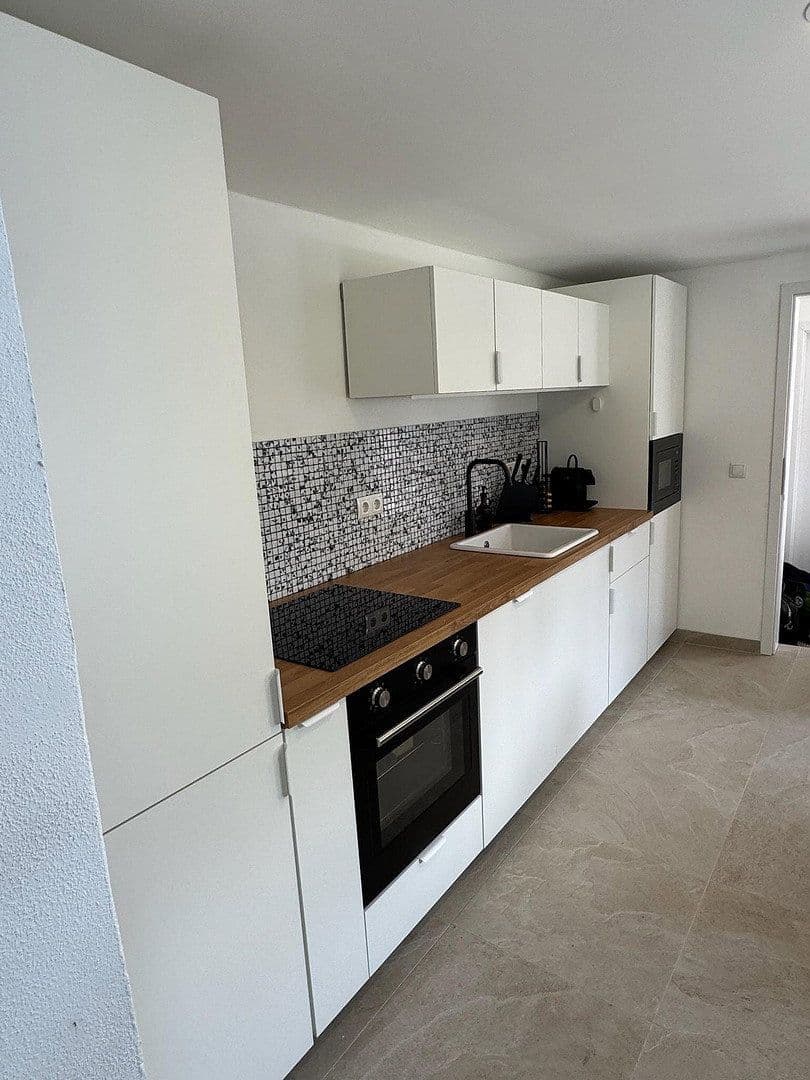 Pronájem bytu 1+1 45 m², Dresden, Sasko Pronájem bytu 1+1 45 m², Dresden, Sasko