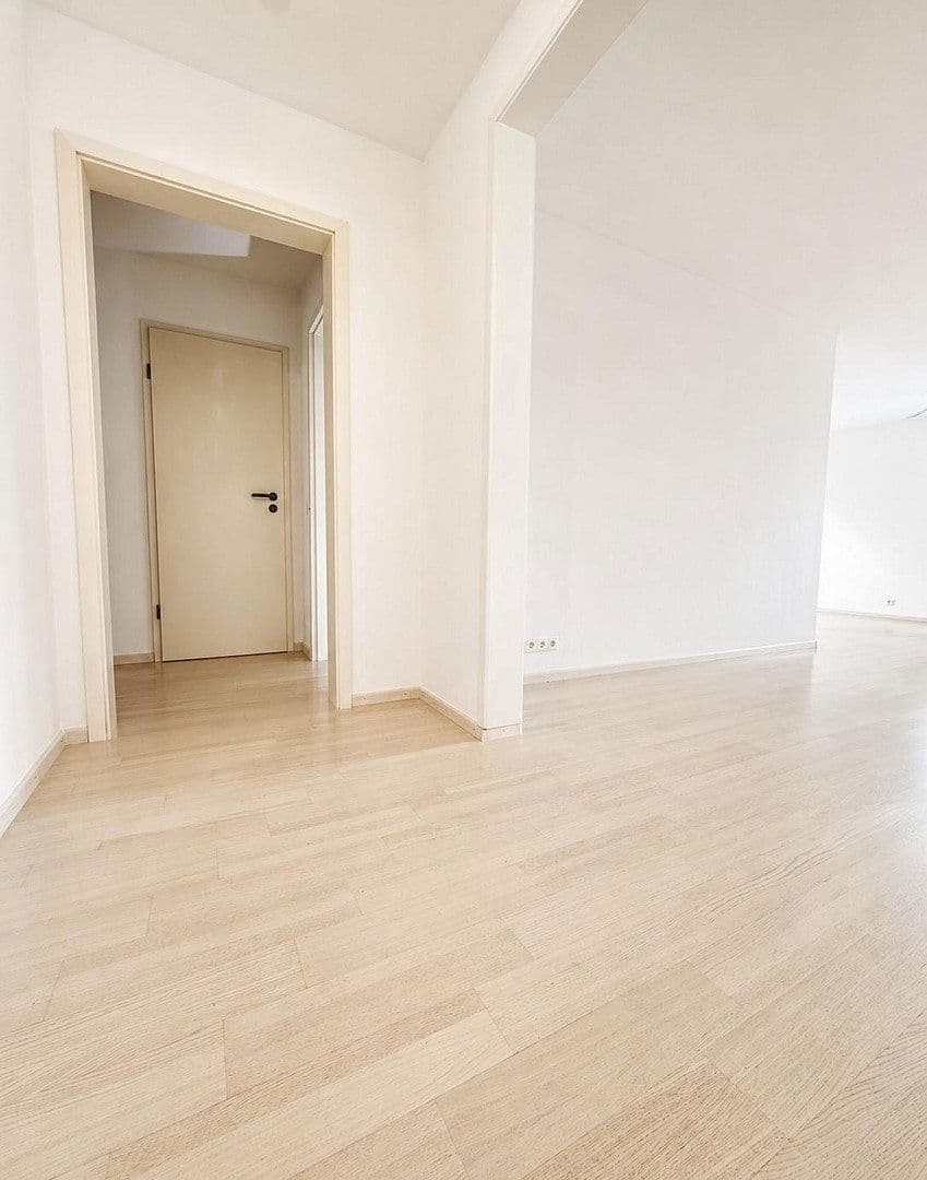 Prodej bytu 3+kk 85 m², Bahnhofstraße, Schwaikheim, Bádensko-Württembersko Prodej bytu 3+kk 85 m², Bahnhofstraße, Schwaikheim, Bádensko-Württembersko