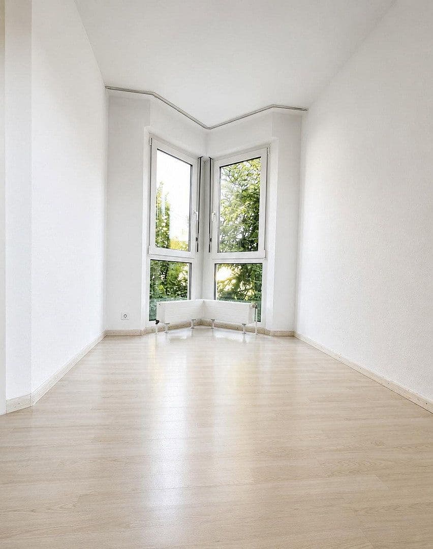 Prodej bytu 3+kk 85 m², Bahnhofstraße, Schwaikheim, Bádensko-Württembersko Prodej bytu 3+kk 85 m², Bahnhofstraße, Schwaikheim, Bádensko-Württembersko