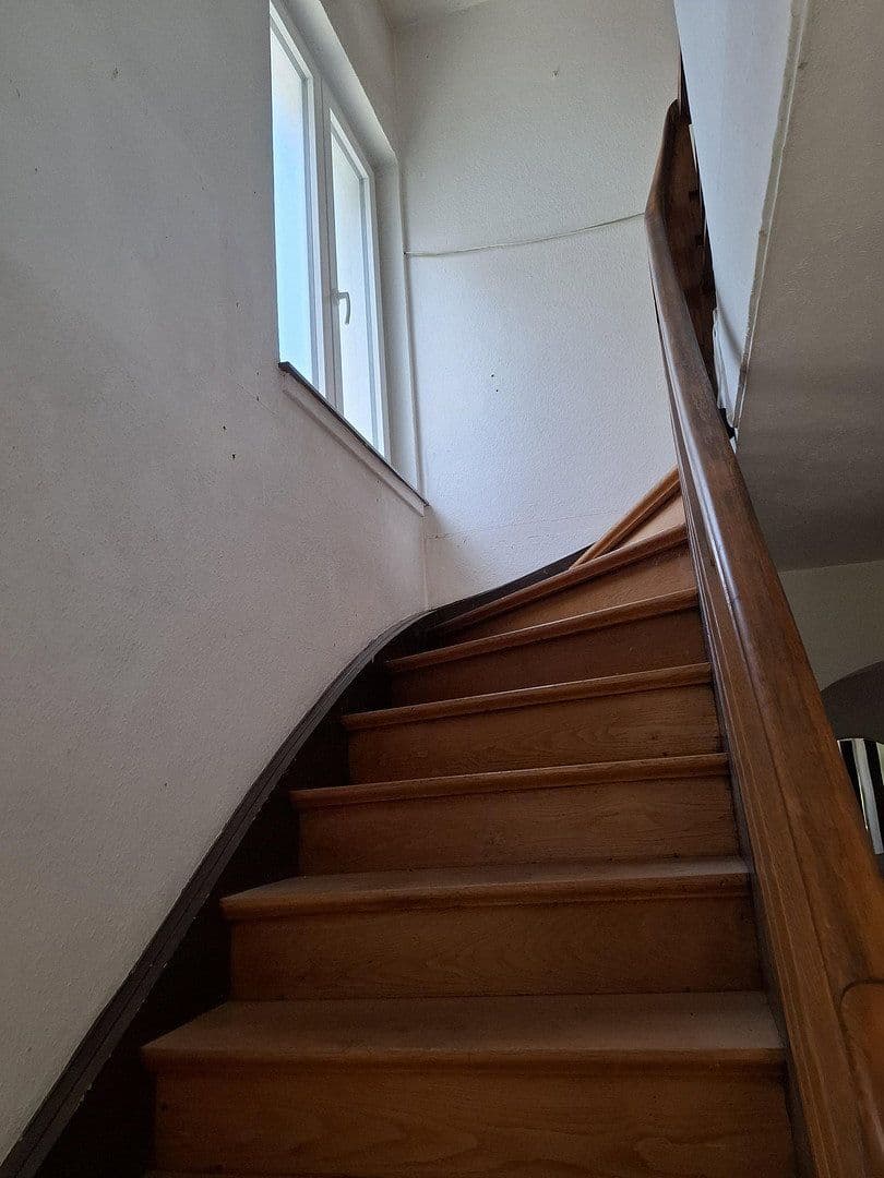 Prodej domu 170 m², pozemek 564 m², Eppelheim, Bádensko-Württembersko Prodej domu 170 m², pozemek 564 m², Eppelheim, Bádensko-Württembersko