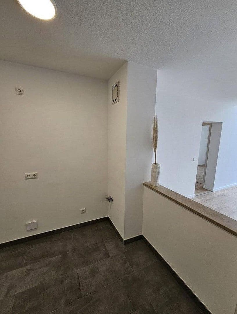 Pronájem bytu 2+1 48 m², Rosmarinweg 3, Fürth, Bavorsko Pronájem bytu 2+1 48 m², Rosmarinweg 3, Fürth, Bavorsko