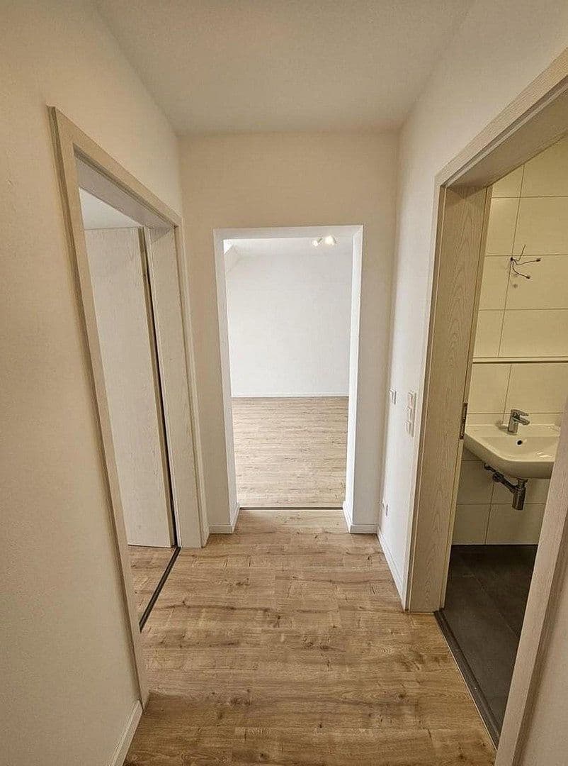 Pronájem bytu 2+1 48 m², Rosmarinweg 3, Fürth, Bavorsko Pronájem bytu 2+1 48 m², Rosmarinweg 3, Fürth, Bavorsko