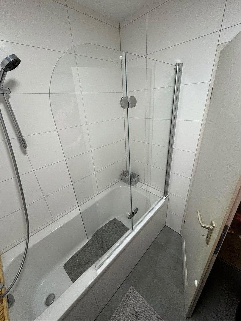 Pronájem bytu 2+1 48 m², Rosmarinweg 3, Fürth, Bavorsko Pronájem bytu 2+1 48 m², Rosmarinweg 3, Fürth, Bavorsko