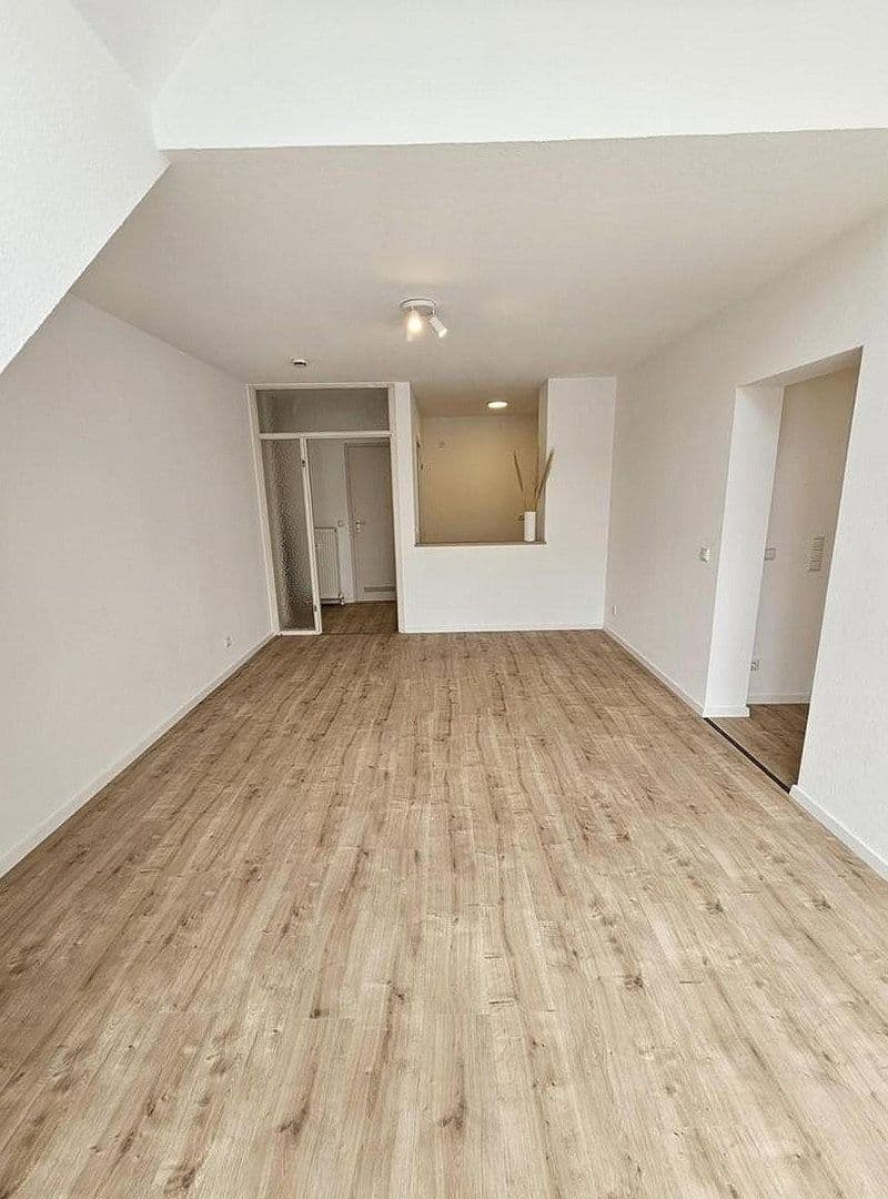 Pronájem bytu 2+1 48 m², Rosmarinweg 3, Fürth, Bavorsko Pronájem bytu 2+1 48 m², Rosmarinweg 3, Fürth, Bavorsko