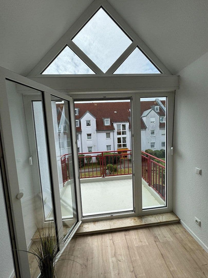 Pronájem bytu 2+1 48 m², Rosmarinweg 3, Fürth, Bavorsko Pronájem bytu 2+1 48 m², Rosmarinweg 3, Fürth, Bavorsko