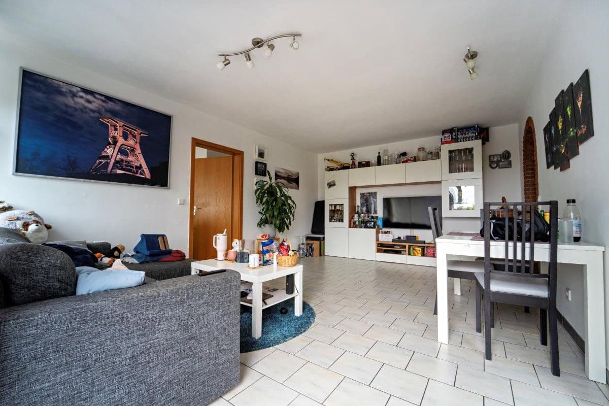 Prodej bytu 3+1 62 m², Essen, Severní Porýní-Vestfálsko Prodej bytu 3+1 62 m², Essen, Severní Porýní-Vestfálsko