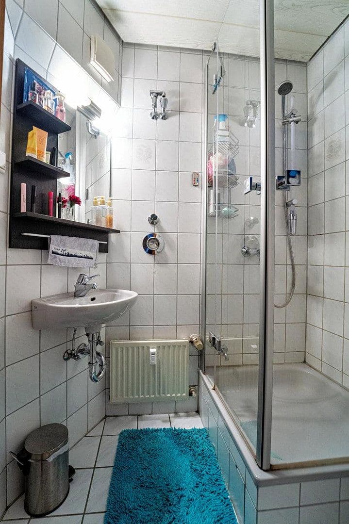Prodej bytu 3+1 62 m², Essen, Severní Porýní-Vestfálsko Prodej bytu 3+1 62 m², Essen, Severní Porýní-Vestfálsko