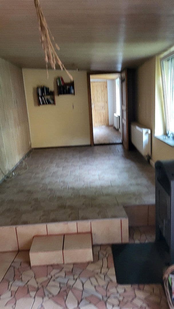 Prodej domu 180 m², pozemek 180 m², Georgenbeerg 8a, Naumburg (Saale), Sasko-Anhaltsko Prodej domu 180 m², pozemek 180 m², Georgenbeerg 8a, Naumburg (Saale), Sasko-Anhaltsko